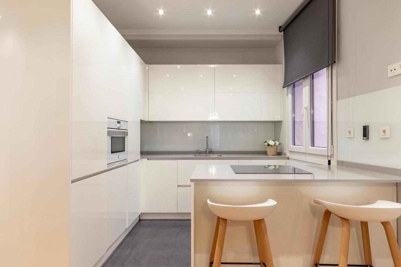 Amplio Y Elegante En Casco Viejo Con Parking Apartment Bilbao Exterior photo